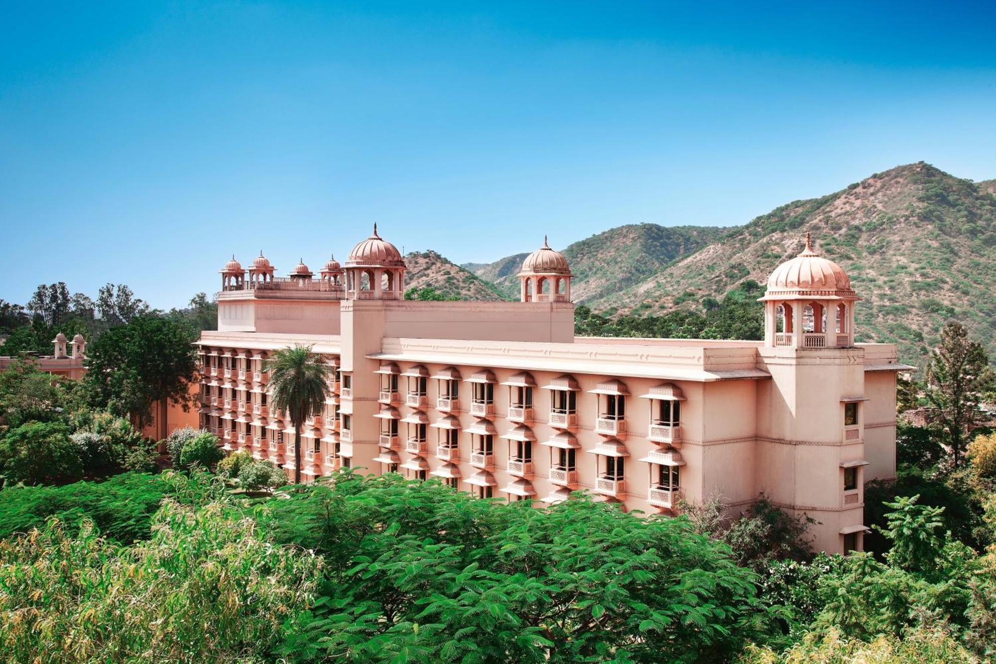 Trident Jaipur Hotel Kültér fotó The Taj Mahal Palace and Resort, Agra